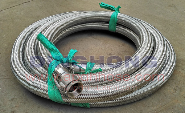 Flexible metal hose with quick coupling